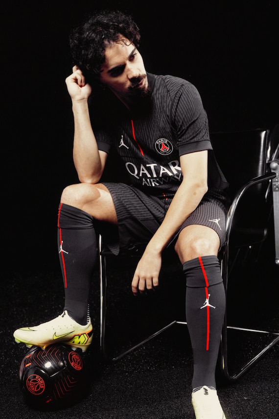 PSG Jordan Fourth Dri-FIT ADV Match Shirt 2025-26