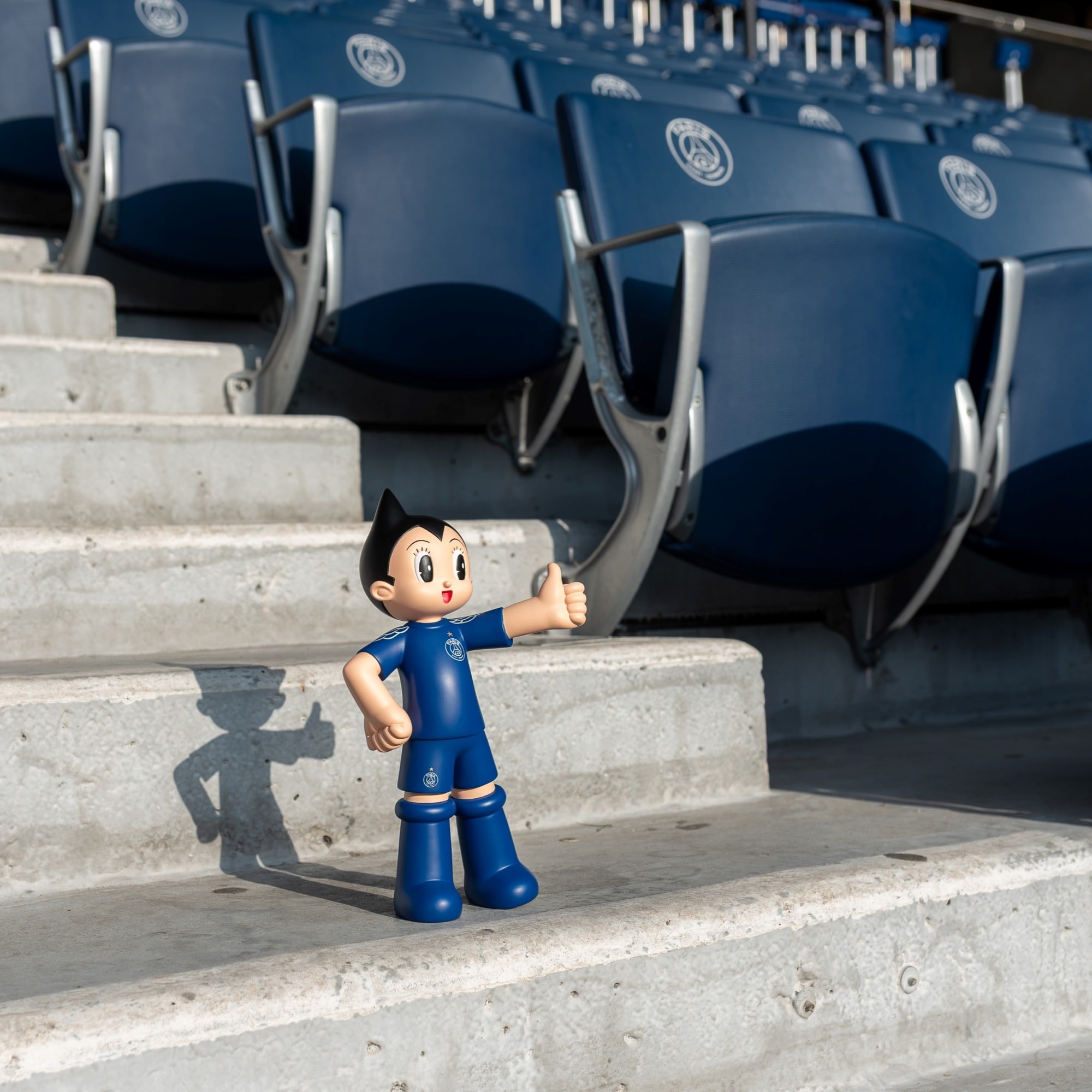 PSG x Astro Boy by Leblon Delienne Sculpture – Wings Jersey – 30cm