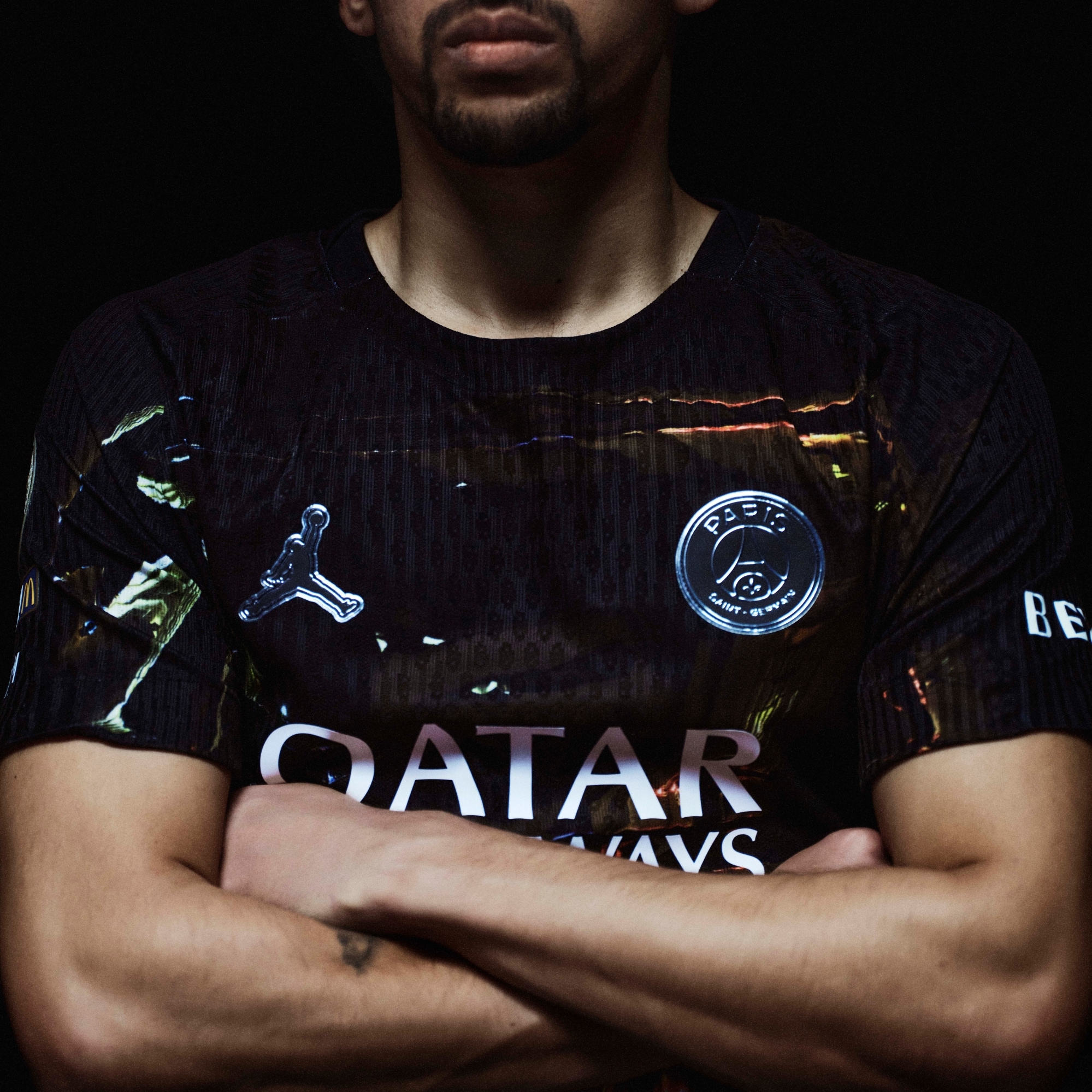PSG ジョーダン ナイトエディション スタジアム ロングスリーブ シャツ